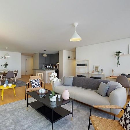 Superbe Modern Apartment In City Center La Chaux De Fonds Екстер'єр фото